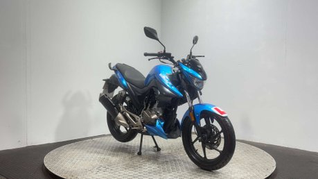 Lexmoto Isca 2020 ONLY 6K, NEW MOT, LEARNER BIKE 125CC NAKED 3
