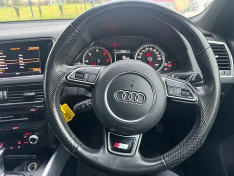 Audi Q5 2.0 TDI S line S Tronic quattro Euro 5 (s/s) 5dr 9