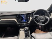 Volvo XC60 2.0h T8 Recharge 18.8kWh Ultimate Dark SUV 5dr Petrol Plug-in Hybrid Auto A 19