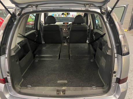 Vauxhall Meriva 1.6i 16v Club Easytronic 5dr 27