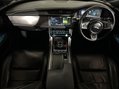 Jaguar XF D V6 S 11
