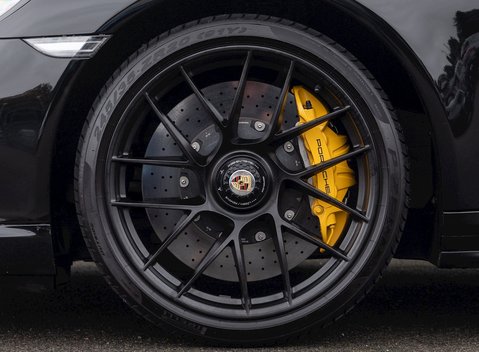 Porsche 911 (991.2) Turbo S 10