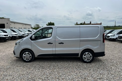 Renault Trafic SWB L1H1 Low Roof Sportive Air Con Nav EURO 6 NO VAT