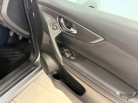 Nissan Qashqai 1.5 dCi N-Connecta Euro 6 (s/s) 5dr 81