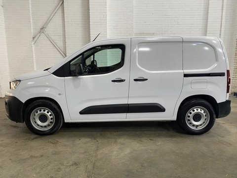 Peugeot Partner PROFESSIONAL PREMIUM PLUS L1 10