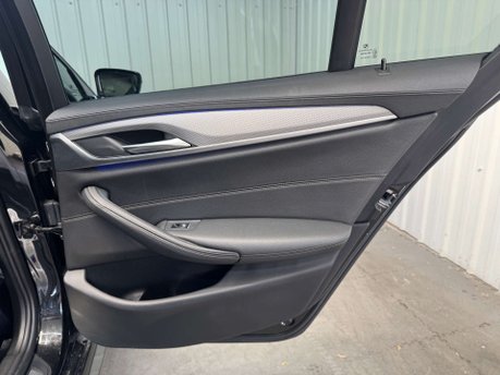 BMW 5 Series 2.0 520d xDrive M Sport Auto 4WD 4dr 65