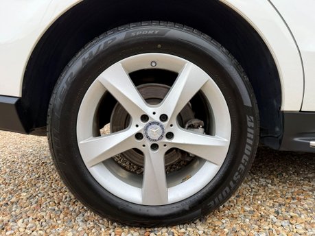 Mercedes-Benz M Class 3.0 ML350 V6 BlueTEC SE (Executive) G-Tronic 4WD Euro 6 (s/s) 5dr 16