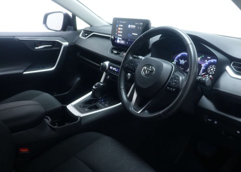 Toyota Rav4 2.5 RAV4 Design HEV 4x2 CVT 5dr 38