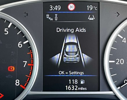 Nissan MICRA 1.0 Micra Tekna IG-T 5dr 26