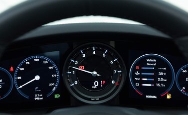 Porsche 911 Targa 4S (992) 13