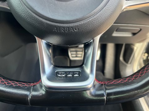 Volkswagen Golf 2.0 GTI DSG AUTOMATIC 22
