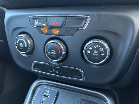 Jeep Compass MULTIJET II SPORT 30