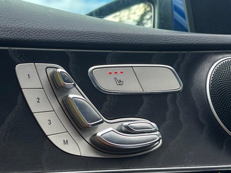 Mercedes-Benz C Class C 220 D AMG LINE PREMIUM 11