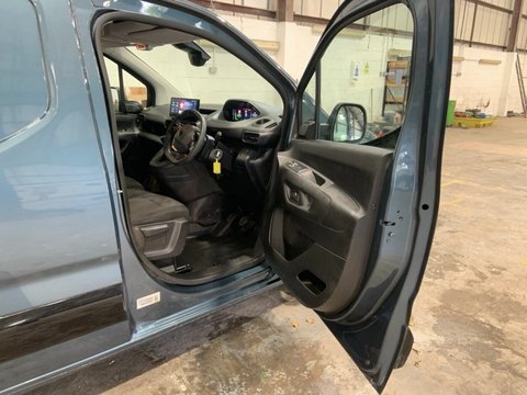 Peugeot Partner BLUEHDI PROFESSIONAL L1 15