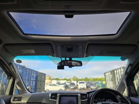 Toyota Alphard Hybrid+PowerTailgate+SuperClean 62