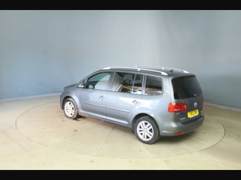 Volkswagen Touran SE TDI 5