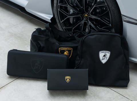 Lamborghini Revuelto 45