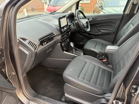 Ford Ecosport TITANIUM 13