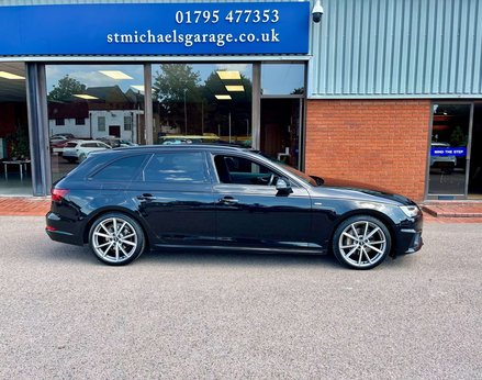 Audi A4 2.0 A4 Black Edition 40 TDI Semi-Auto 5dr 10