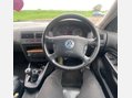 Volkswagen Golf SE TDI 9