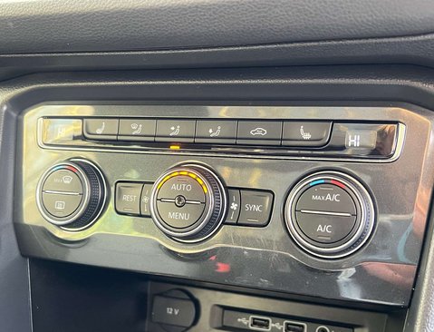 Volkswagen Tiguan 2.0 Tiguan R-Line Tech TDI Semi-Auto 5dr 33
