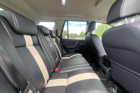 Land Rover Freelander 2 2.2 SD4 Sport LE SUV 5dr Diesel CommandShift 4WD Euro 5 (190 ps) 17