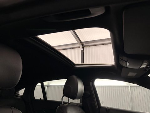 Mercedes-Benz GLC 2.1 GLC220d AMG Line (Premium) Coupe 5dr Diesel G-Tronic+ 4MATIC Euro 6 (s/ 16
