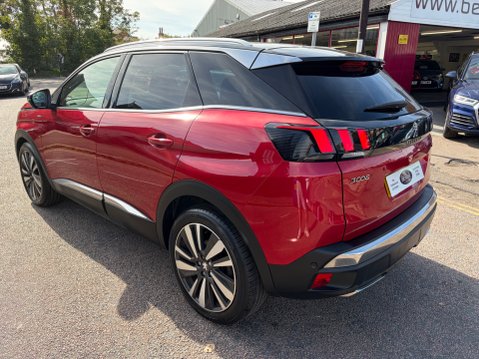 Peugeot 3008 1.5 BLUEHDI GT LINE PREMIUM 12