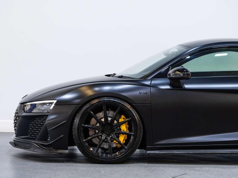 Audi R8 5.2 FSI V10 Coupe 2dr Petrol S Tronic Euro 6 (s/s) (540 ps) 26