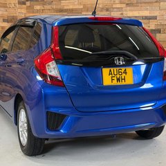 Honda Jazz 1.3L DOHC i-VTEC 2