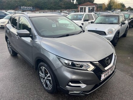 Nissan Qashqai 1.2 DIG-T N-Connecta XTRON Euro 6 (s/s) 5dr