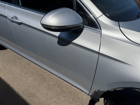 Volkswagen Passat GT TDI BLUEMOTION TECHNOLOGY DSG 17