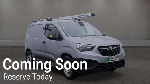 Vauxhall Combo Combo-e 2300 Dynamic 1
