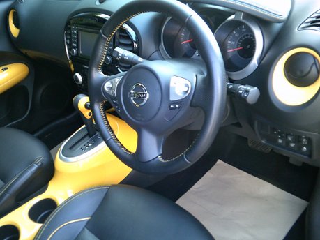 Nissan Juke TEKNA XTRONIC ONLY 12,000 MILES FROM NEW 3