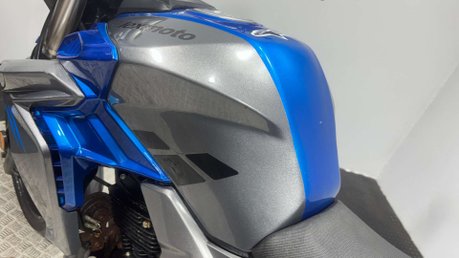 Lexmoto Viper 2017 ONLY 16K RUNNING PROJECT BIKE SPARES OR REPAIR LEARNER BIKE 125CC 18