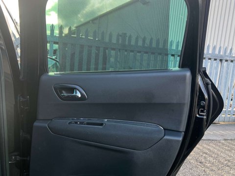 Peugeot 3008 1.6 3008 Allure e-HDi Semi-Auto 5dr 45