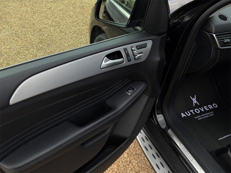 Mercedes-Benz GLE GLE 250 D 4MATIC AMG LINE PREMIUM 61