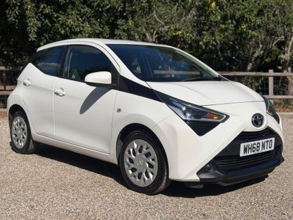 Toyota Aygo 1.0 VVT-i x-play x-shift Euro 6 5dr