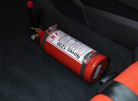 Porsche 911 GT2 RS (991) 14