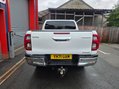 Toyota Hilux INVINCIBLE 4WD D-4D DCB 7