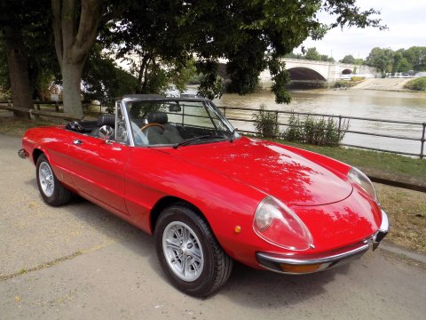 Alfa Romeo Spider 2000 Spider Veloce 3