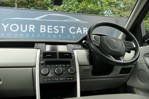 Land Rover Discovery Sport 2.0 Discovery Sport HSE Si4 Auto 4WD 5dr 32