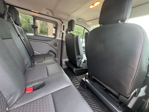 Ford Transit Custom Crew Cab [SOLD MT] AUTO SWB L1H1 Low Roof Sport 320 Air Con Alloys Sensors 17