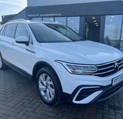 Volkswagen Tiguan Allspace LIFE 1.5 TSI 7 SEATS 4