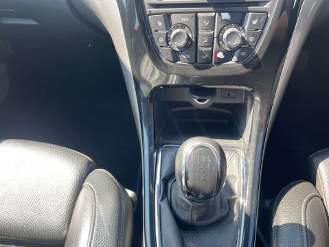 Vauxhall Astra 1.6 Astra Elite 5dr 33