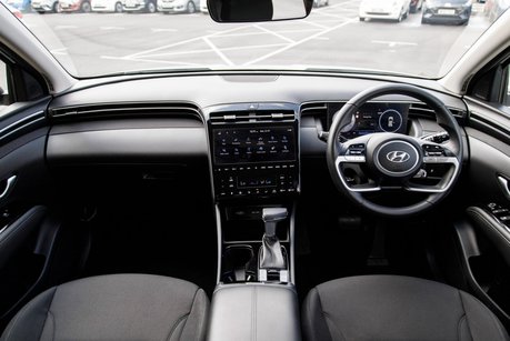 Hyundai TUCSON T-GDI SE CONNECT DCT MHEV