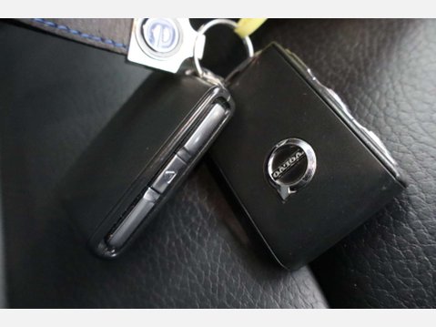 Volvo S90 2.0 S90 Momentum D4 Auto 4dr 35