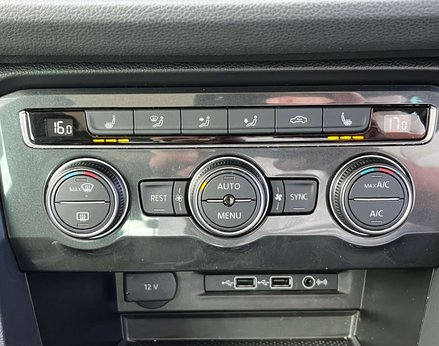 Volkswagen Tiguan 2.0 Tiguan SEL TSi 4Motion Semi-Auto 4WD 5dr 59