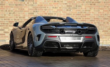 McLaren 675 LT Spider 14
