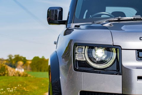 Land Rover Defender 110 Hard Top X-Dynamic HSE 23